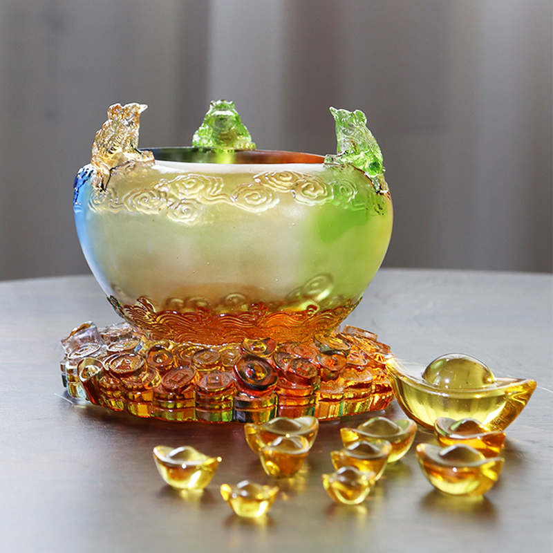 ชามสมบัติแก้วคริสตัล Cornucopia