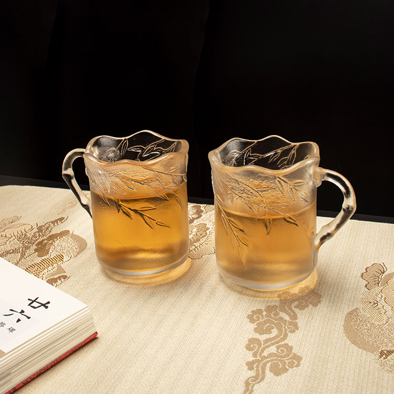 ถ้วยแก้วนูนใบไผ่พร้อมที่จับ