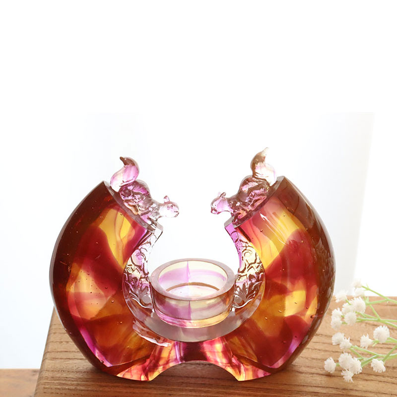 เชิงเทียนเคลือบสีม่วง