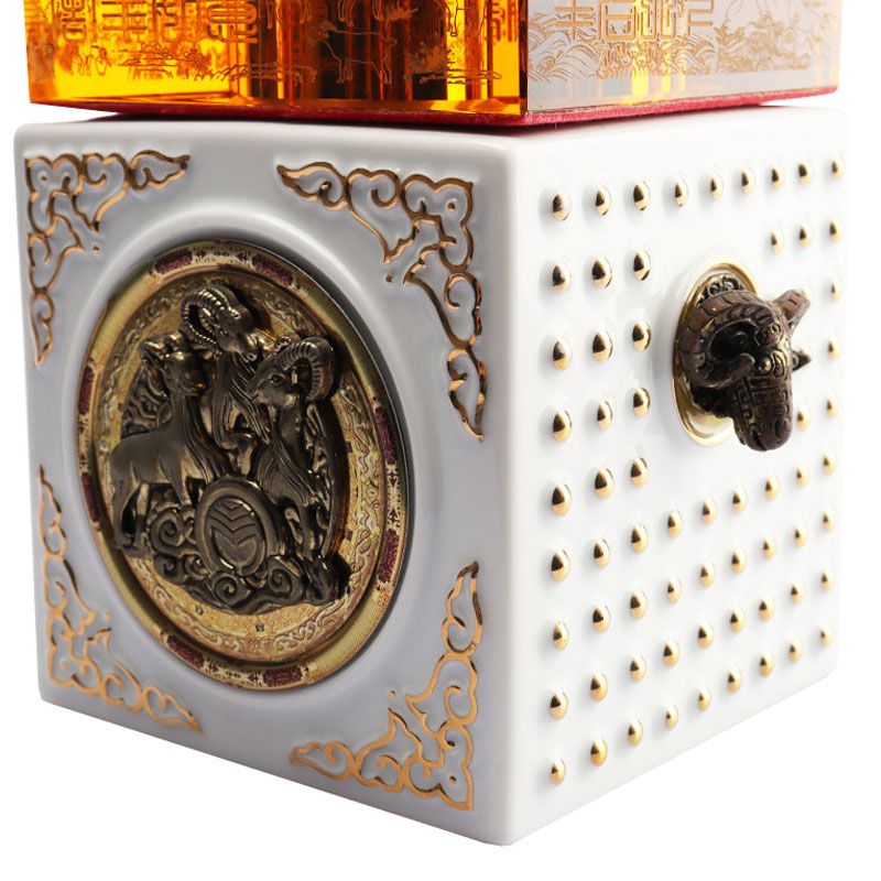 ชุดขวดไวน์แก้วคริสตัลรูปสัตว์นักษัตรจีน