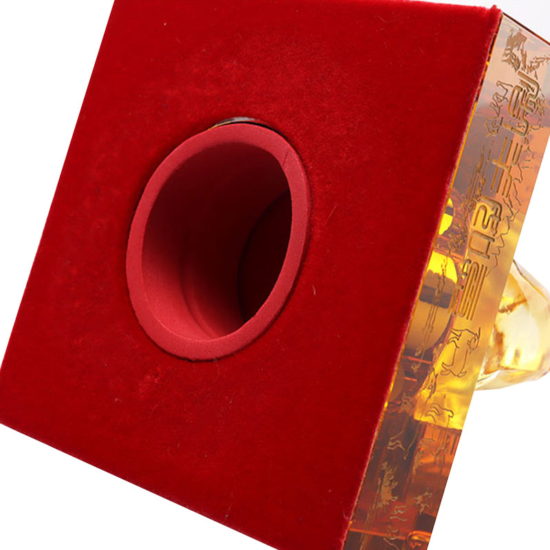 ชุดขวดไวน์แก้วคริสตัลรูปสัตว์นักษัตรจีน