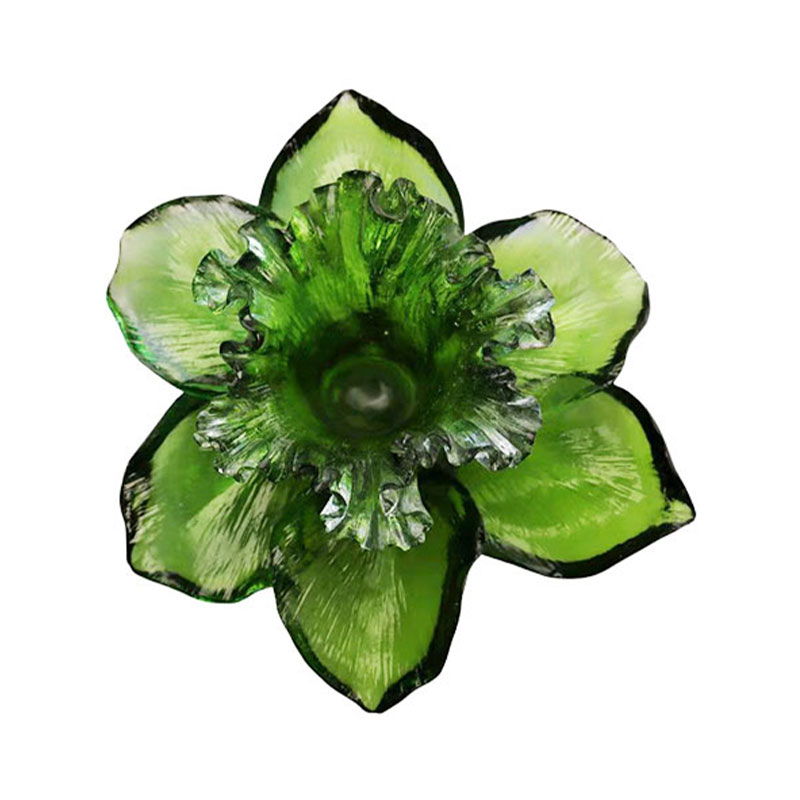 เชิงเทียนแก้วรูปกลีบดอกไม้