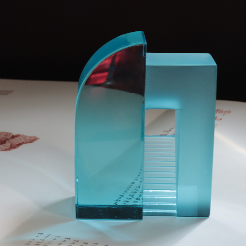 เครื่องประดับของเล่นจีนกระจกฝ้าสีฟ้าไล่ระดับสี