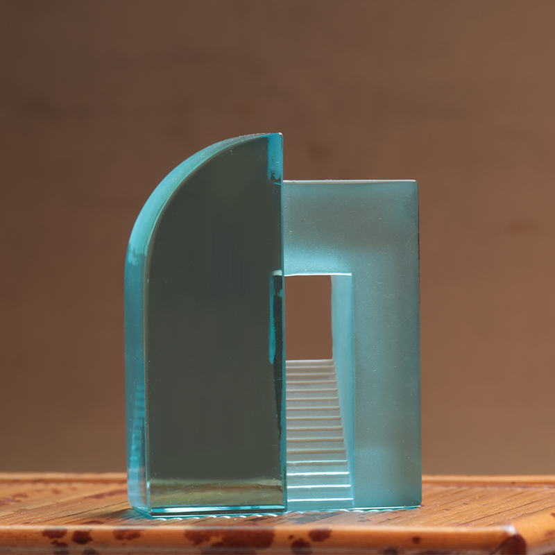 เครื่องประดับของเล่นจีนกระจกฝ้าสีฟ้าไล่ระดับสี