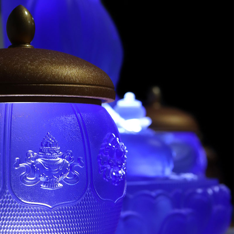 ชุดเครื่องบูชาแก้วคริสตัลชุดดอกบัวแปดสมบัติ