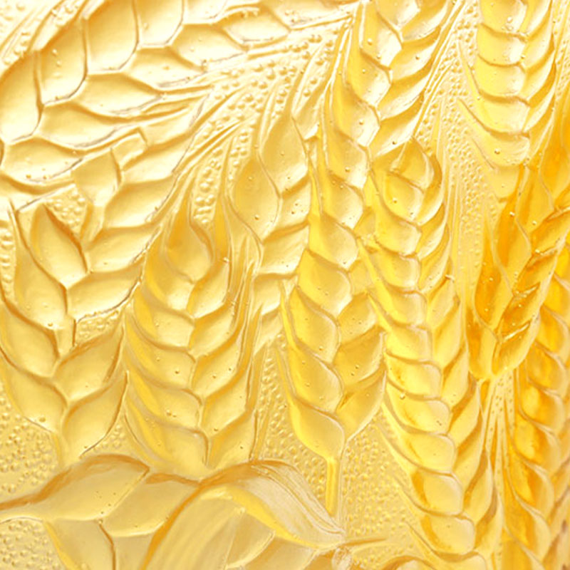 แจกันแก้วสีเหลืองอำพันพิมพ์ลายหูข้าวสาลี