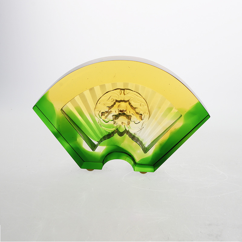 เครื่องประดับแก้วเคลือบรูปพัดจีน