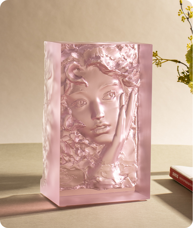 ลืมตาขึ้นมา